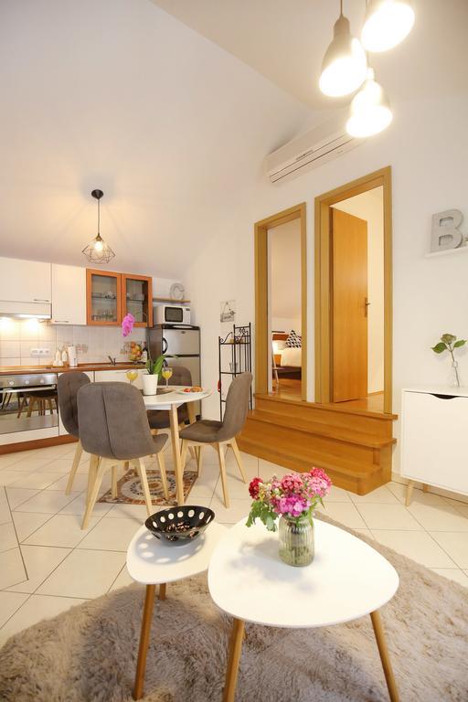 Stomorica Apartments Zadar Eksteriør bilde